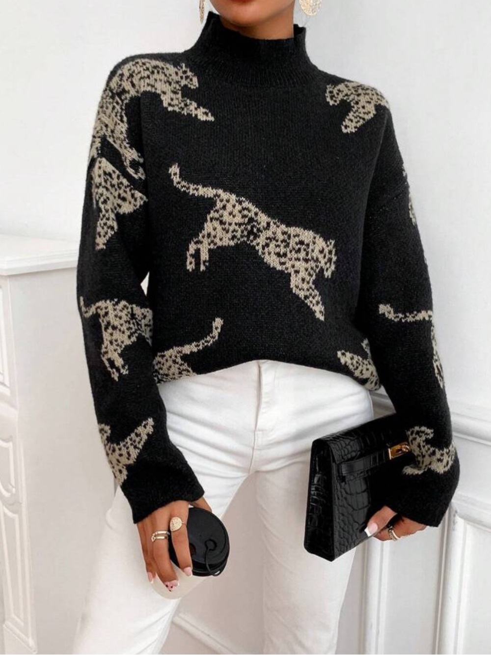 Classic Elegant Black Leopard Pattern Knit Sweater